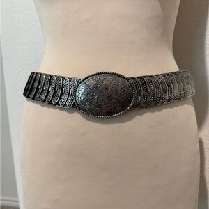 Vintage Silver Stretch Belt with Floral Design Oval Buckle